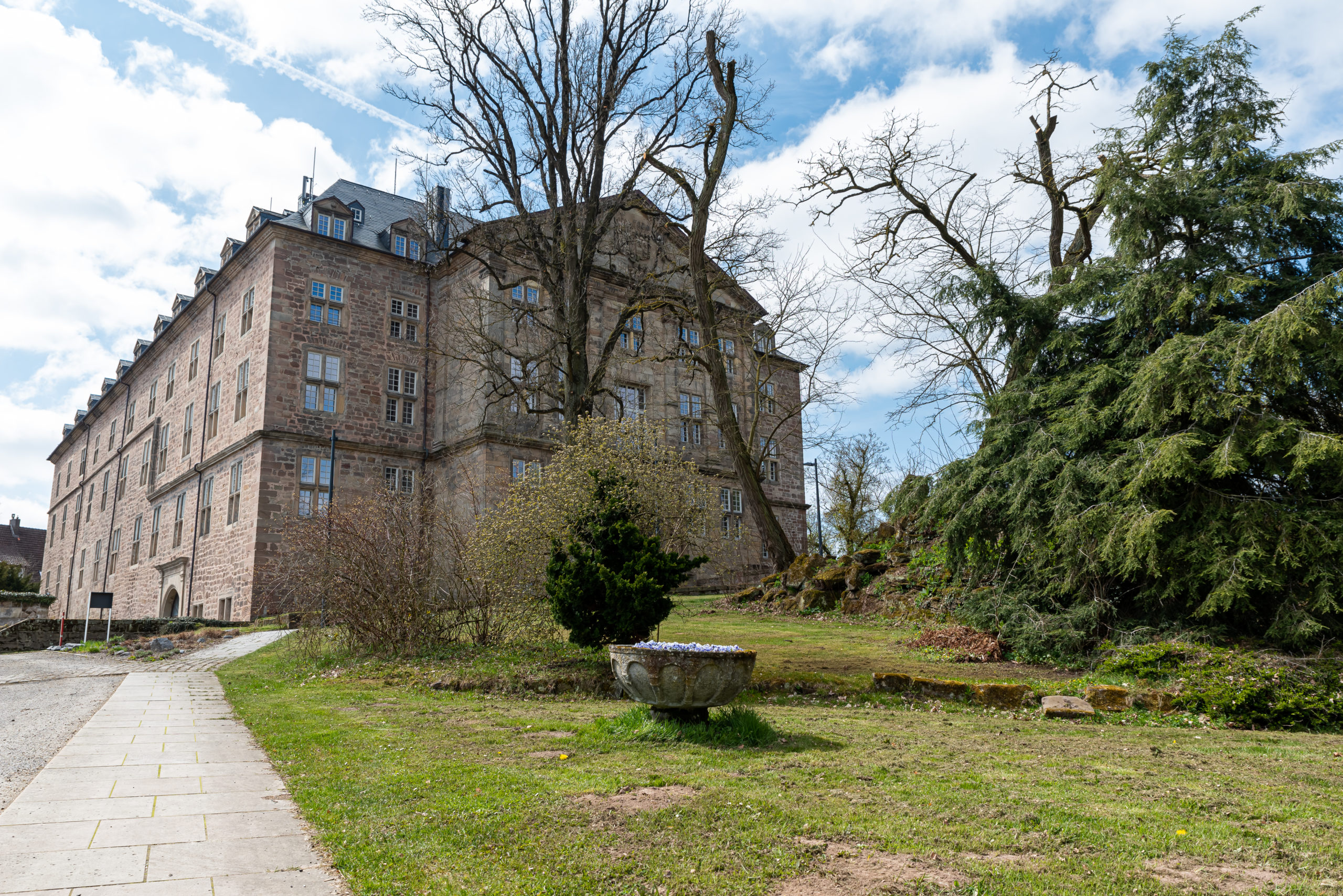 Burg, Schloss